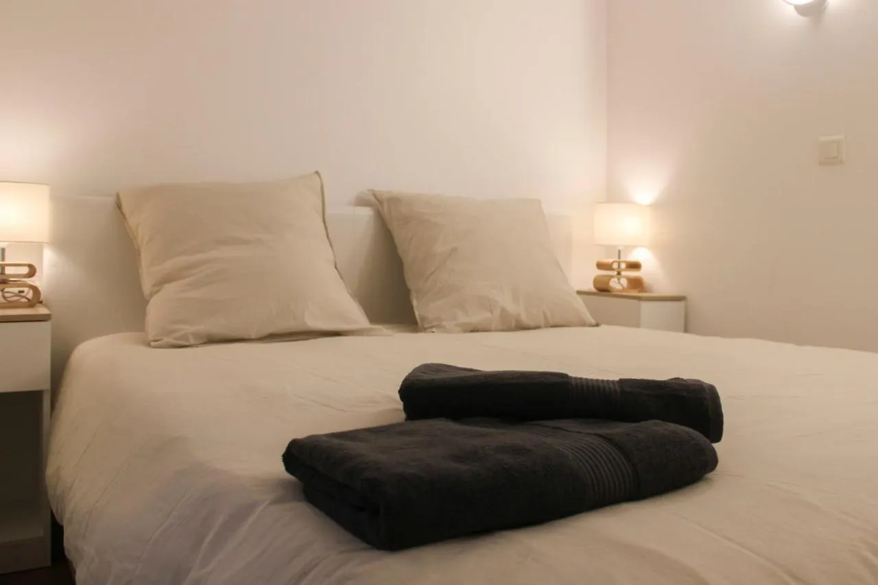 Cozy And Practical Cocoon At The Heart Of Paris location